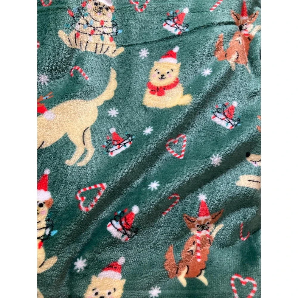 Christmas Throw With Dogs On It New Adorable Design
